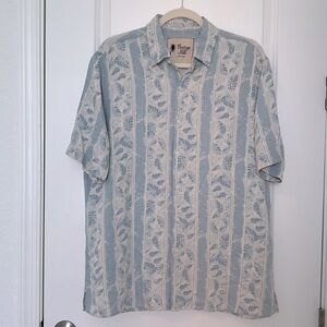 Vintage Silk Circa 1969 Light Blue Tropical Print Button Down Shirt Size Large